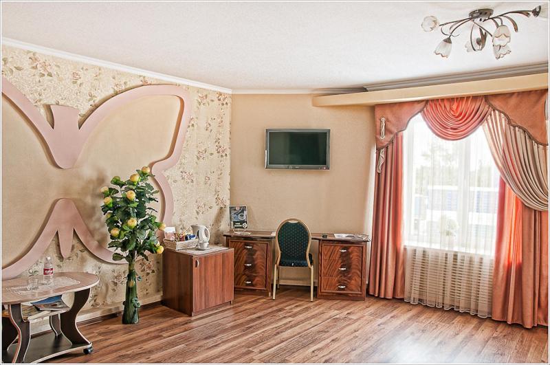 Hotel Gostiniy Dom Briańsk Zewnętrze zdjęcie